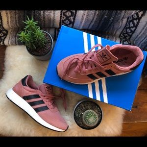 NWT Adidas I-5923 Blush Pink Running Shoes sz 8
